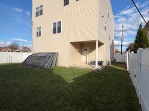 7804 Large Street, Philadelphia PA 19152