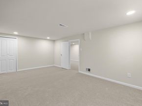 2520 Buckelew Drive, Falls Church VA 22046