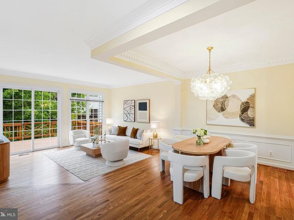 9576 Lagersfield Circle, Vienna VA 22181