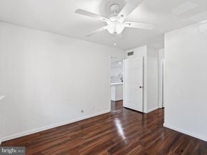 3303 Wyndham Circle 146, Alexandria VA 22302