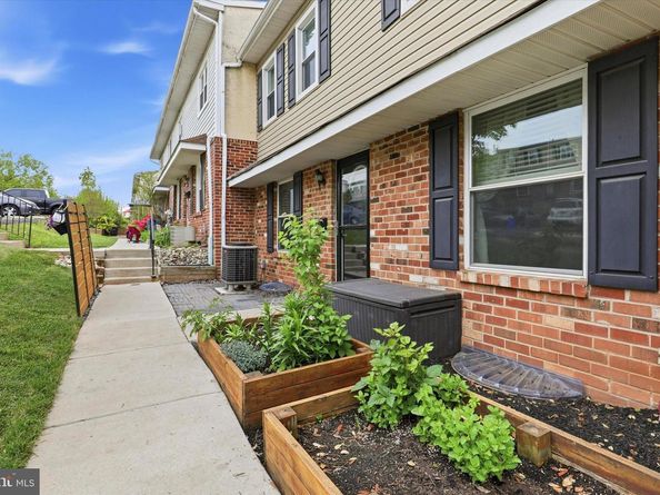 1103 Whitpain Hills, Blue Bell PA 19422