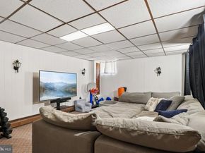 3715 Round Meadow, Hatboro PA 19040
