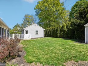 3715 Round Meadow, Hatboro PA 19040