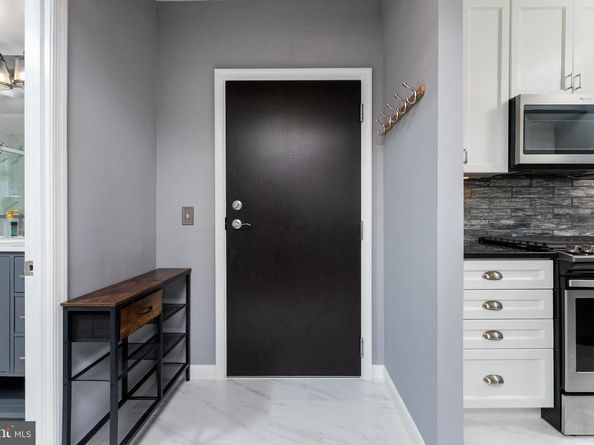 851 N Glebe Road 1818, Arlington VA 22203