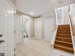 612 Queen Street, Philadelphia PA 19147