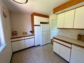 674 N Bishop Avenue, Springfield PA 19064