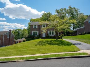 674 N Bishop Avenue, Springfield PA 19064