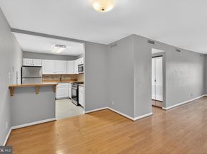 8315 N Brook Lane 21004, Bethesda MD 20814
