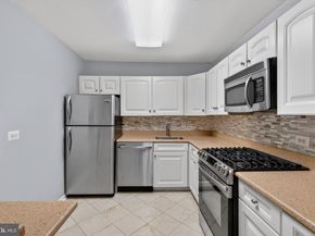 8315 N Brook Lane 21004, Bethesda MD 20814