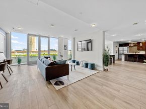88 V Street SW 808, Washington DC 20024