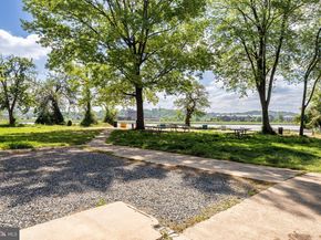 88 V Street SW 808, Washington DC 20024
