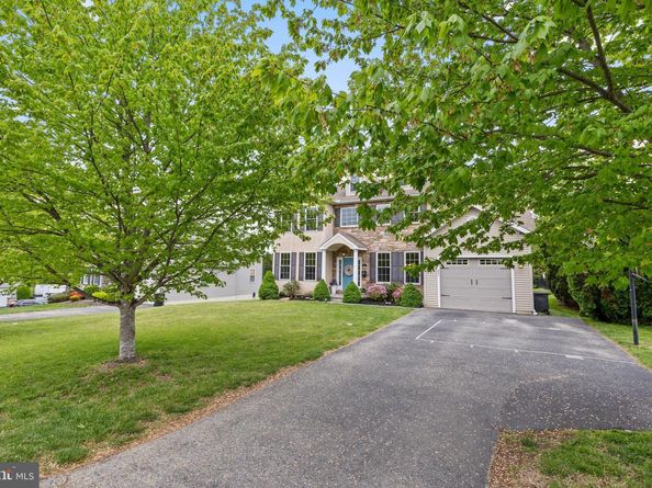 553 Royal Avenue, Havertown PA 19083