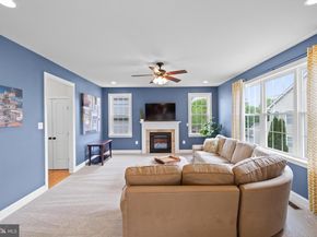 553 Royal Avenue, Havertown PA 19083