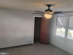 4019 Lawndale Street, Philadelphia PA 19124