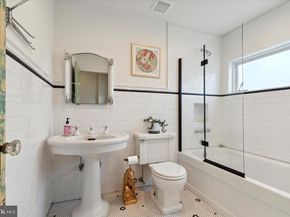 833 Almond Street, Philadelphia PA 19125