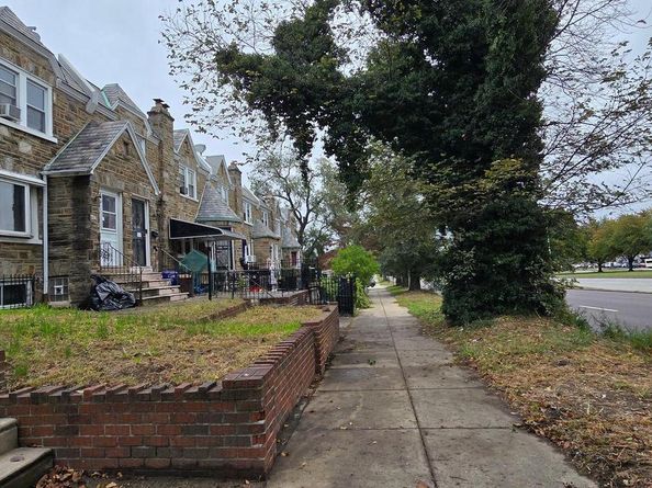 6054 E Roosevelt Boulevard, Philadelphia PA 19149