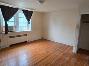 6054 E Roosevelt Boulevard, Philadelphia PA 19149