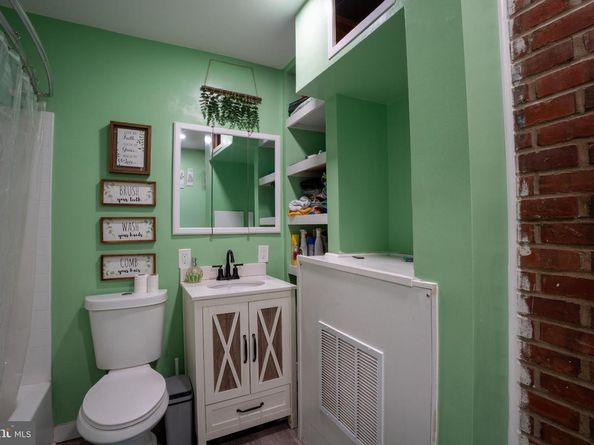 86 Wildflower, Levittown PA 19057