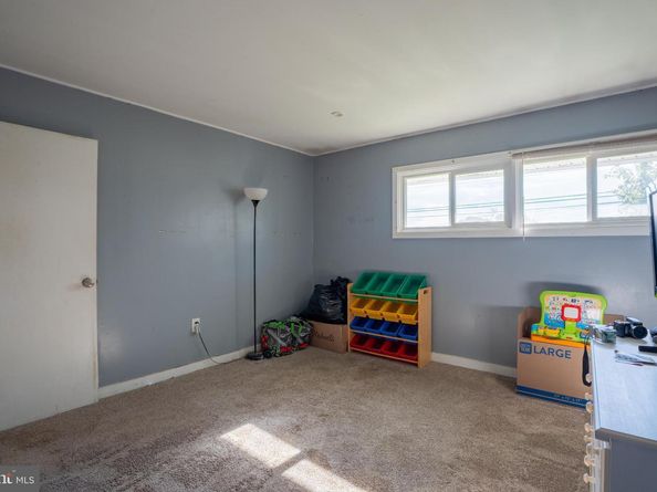 86 Wildflower, Levittown PA 19057