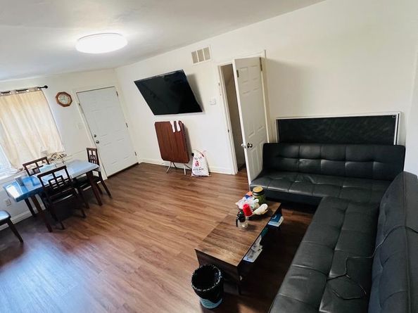 3124 Tyson Avenue, Philadelphia PA 19149