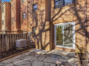 5406 Barrister Place, Alexandria VA 22304