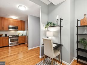 1425 Locust Street 4F, Philadelphia PA 19102