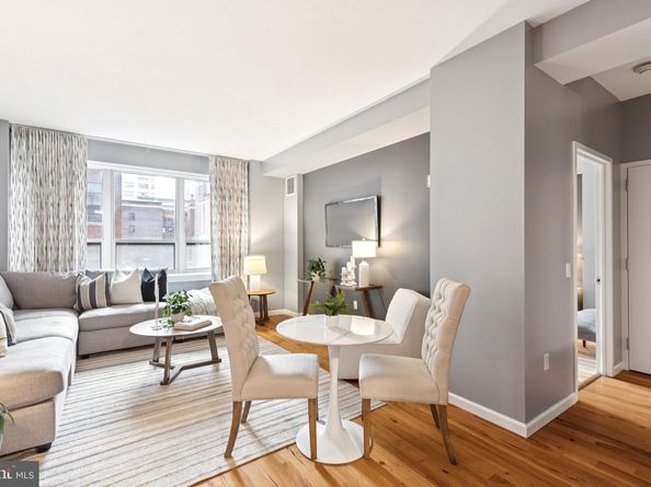 1425 Locust Street 4F, Philadelphia PA 19102