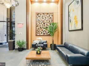 1425 Locust Street 4F, Philadelphia PA 19102