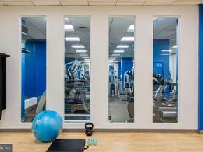 1425 Locust Street 4F, Philadelphia PA 19102