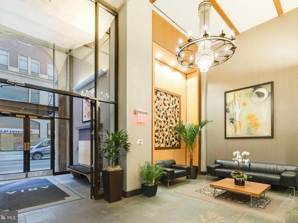 1425 Locust Street 4F, Philadelphia PA 19102