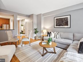 1425 Locust Street 4F, Philadelphia PA 19102