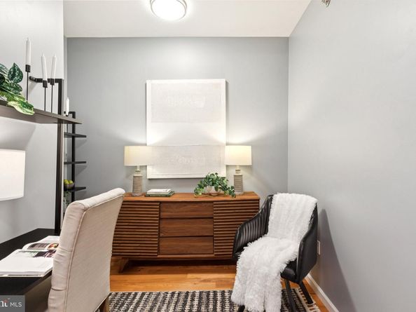 1425 Locust Street 4F, Philadelphia PA 19102