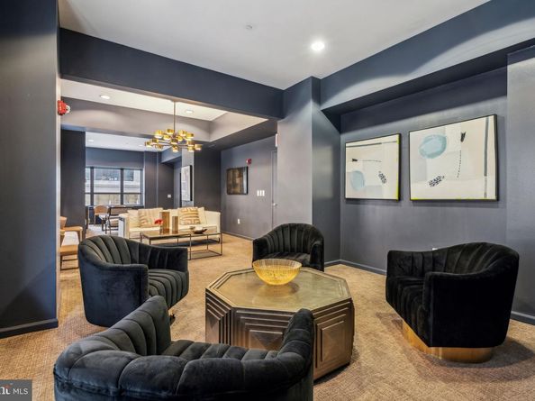 1425 Locust Street 4F, Philadelphia PA 19102