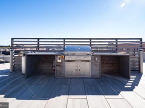 701 Swann Avenue 611, Alexandria VA 22301