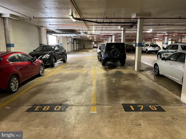 4500 S Four Mile Run Drive 1218, Arlington VA 22204