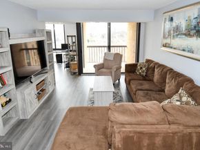 4500 S Four Mile Run Drive 1218, Arlington VA 22204