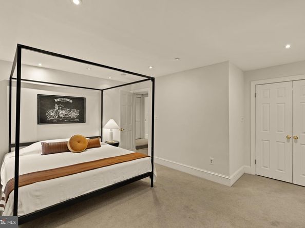 6 Logan Circle NW 2, Washington DC 20005