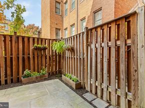 6 Logan Circle NW 2, Washington DC 20005