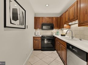 6 Logan Circle NW 2, Washington DC 20005