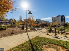 1704 Bandit Loop 20A, Reston VA 20190