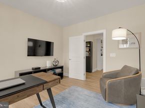 1704 Bandit Loop 20A, Reston VA 20190