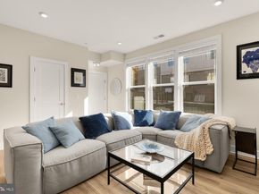 1704 Bandit Loop 20A, Reston VA 20190