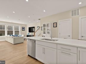 1704 Bandit Loop 20A, Reston VA 20190