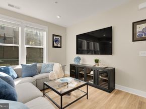 1704 Bandit Loop 20A, Reston VA 20190