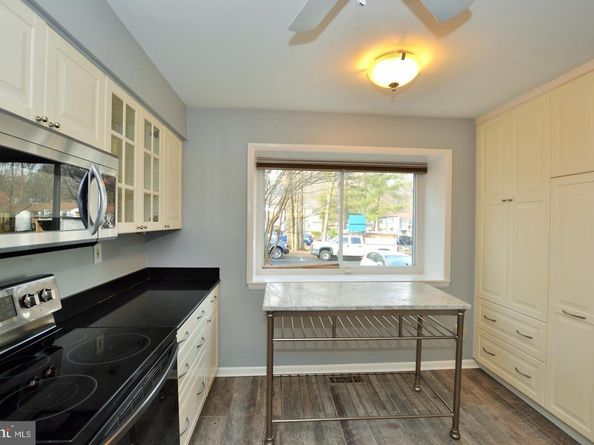 2369 Generation Drive, Reston VA 20191