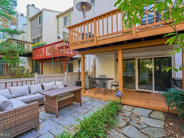 2369 Generation Drive, Reston VA 20191