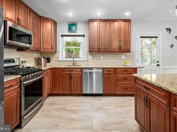 5913 4TH Road N, Arlington VA 22203