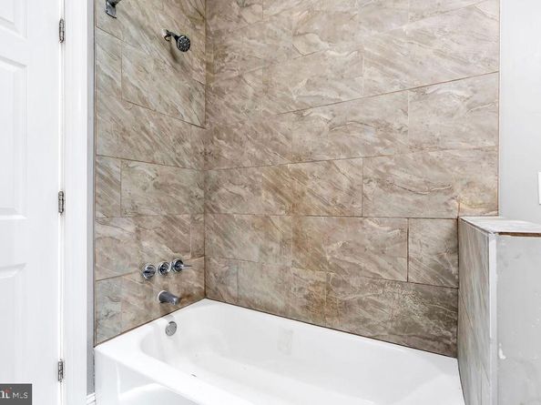 606 S 52nd Street, Philadelphia PA 19143