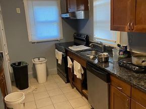 66 53rd Place SE, Washington DC 20019