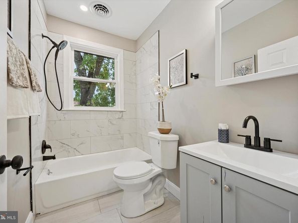 49 Elberon Avenue, Lansdowne PA 19050